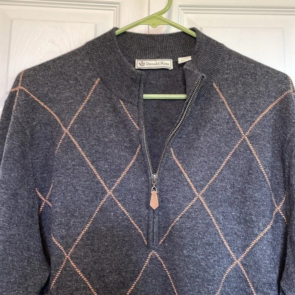 100% Lambs Wool Argyle Pull Over 1/4 Zip Sweater Gray Men's Donald Ross